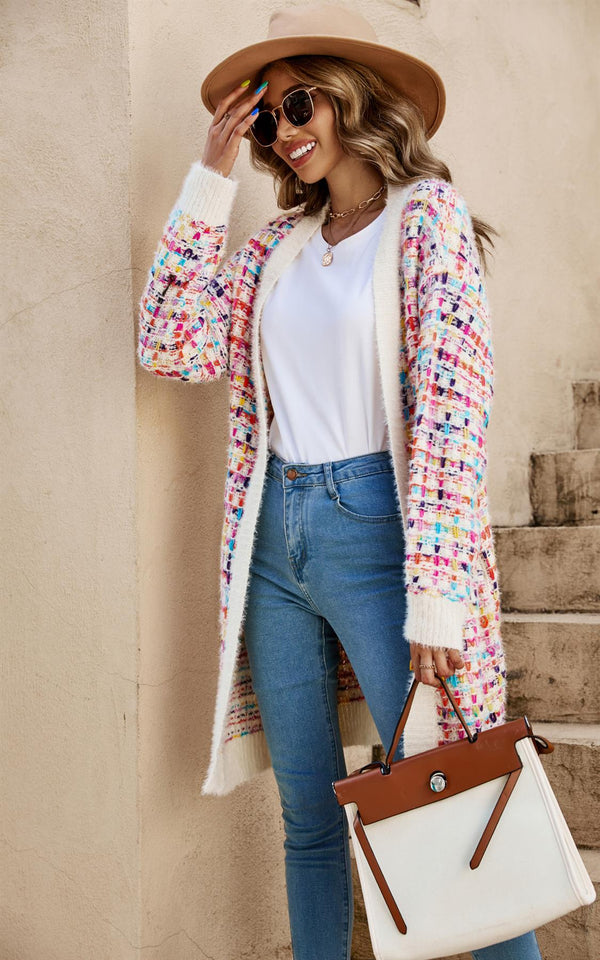 Cremefarbener Bouclé-Cardigan mit Karomuster und Regenbogen-Mehrfarbensprenkeln